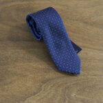 Cravatta a pois fondo blu mod. 173