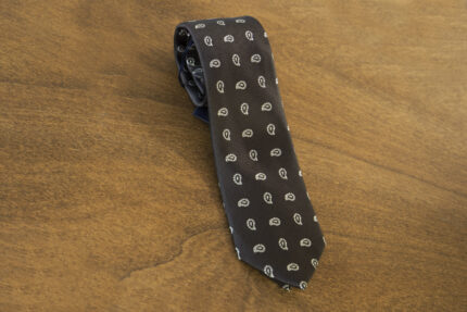 Cravatta fantasia fondo marrone mod. 036