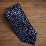 Cravatta Fantasia a Fiori Bianchi 372